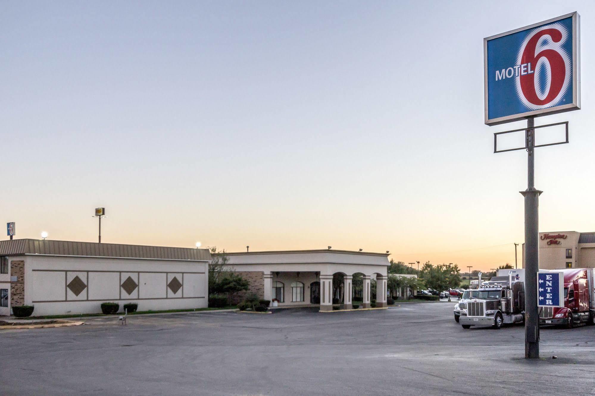 Motel 6-Springfield, Oh Экстерьер фото